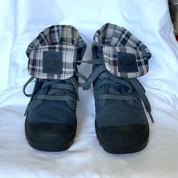 Palladium women’s lace-up boots - Picture 3 of 10